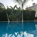 Triangulo Otel 2*