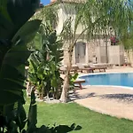 Triangulo Otel 2*