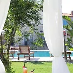 Otel Triangulo