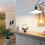 Otel Triangulo 2*