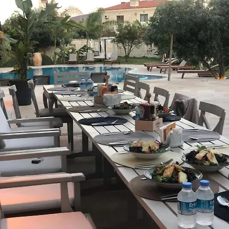 Triangulo Hotel 2*