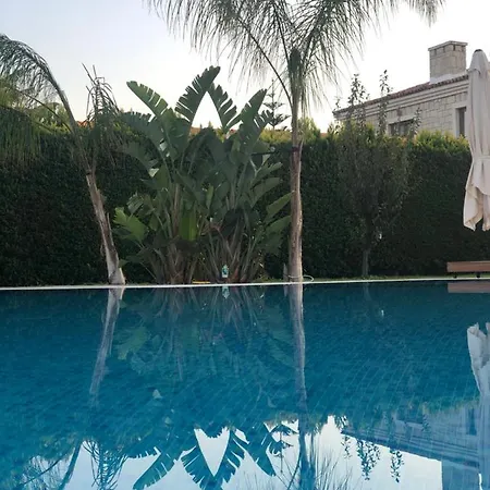 Triangulo Hotel 2*