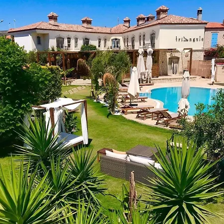 Triangulo Hotel Alaçatı