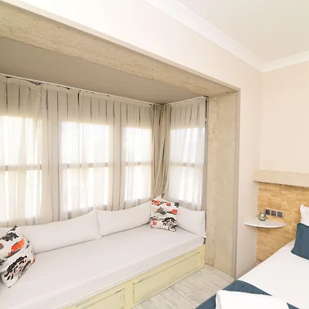 Triangulo Hotel Alaçatı