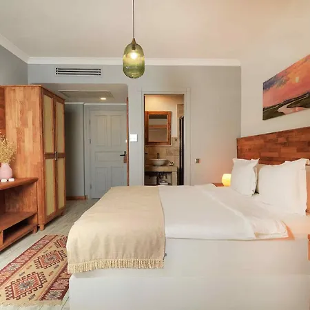 Triangulo Hotel Alaçatı