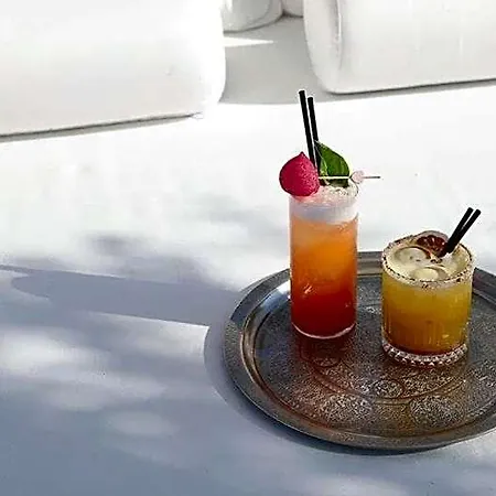 Triangulo Hotell 2*