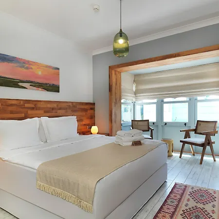 Triangulo Hotel Alaçatı