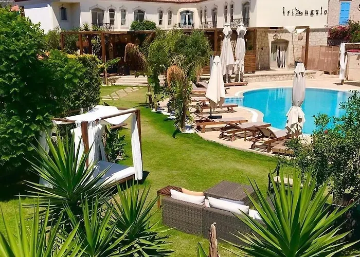Triangulo Hotel Alaçatı