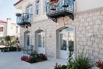 Triangulo Hotel Alaçatı